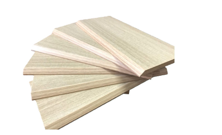 Nẹp cạnh PVC 45°