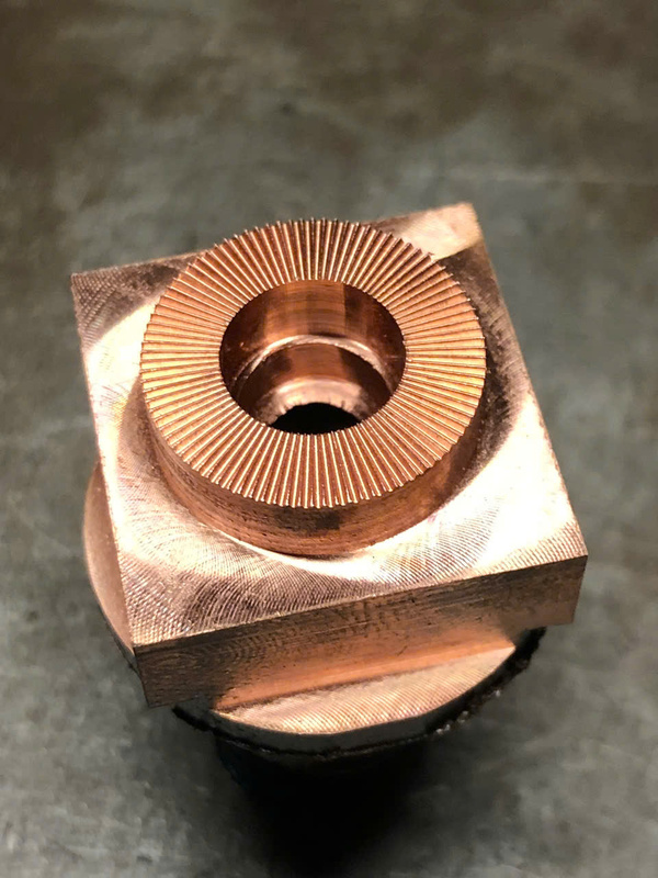 Khuân mẫu Đức Long