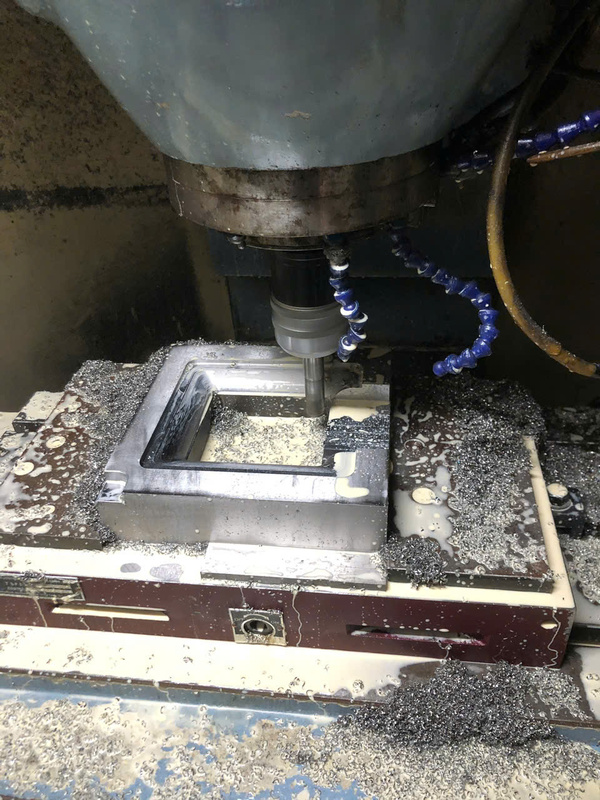 Khuân mẫu Đức Long
