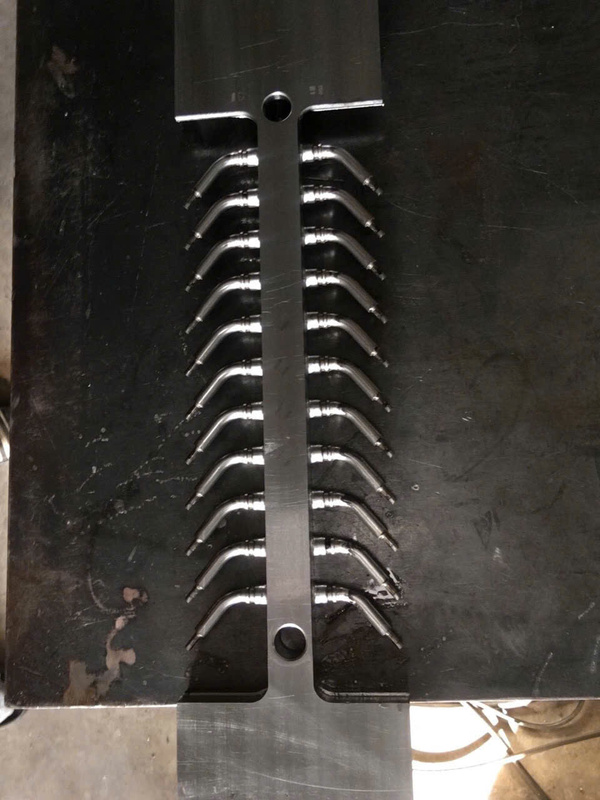 Khuân mẫu Đức Long