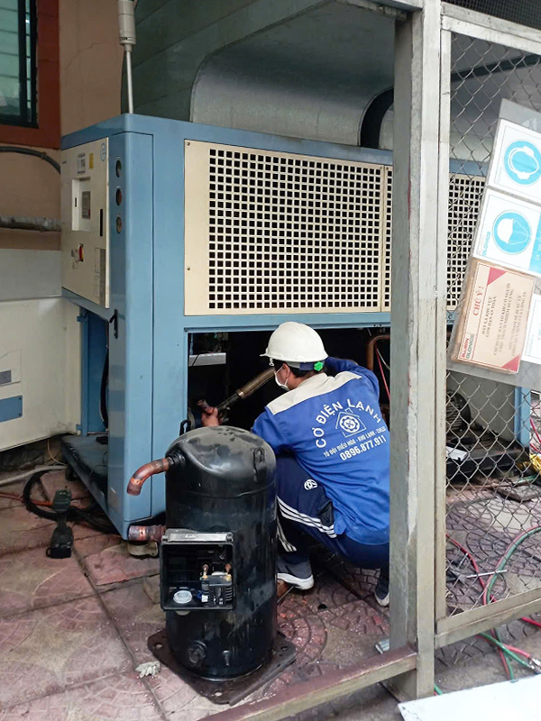 Thi công lắp đặt thiết bị lạnh - Kho Lạnh Công Nghiệp Đông Anh - Công Ty Cổ Phần Cơ Điện Lạnh Đông Anh