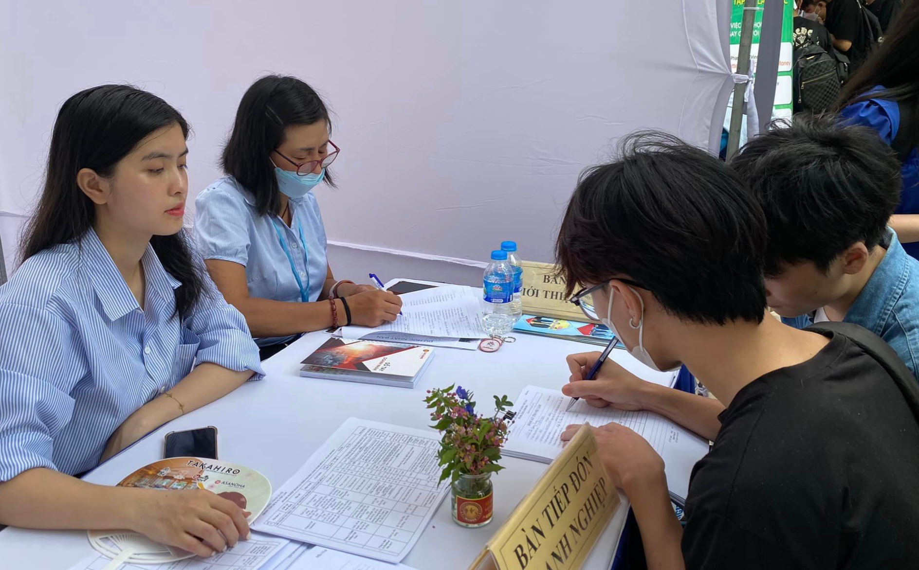 Việc làm bán thời gian
