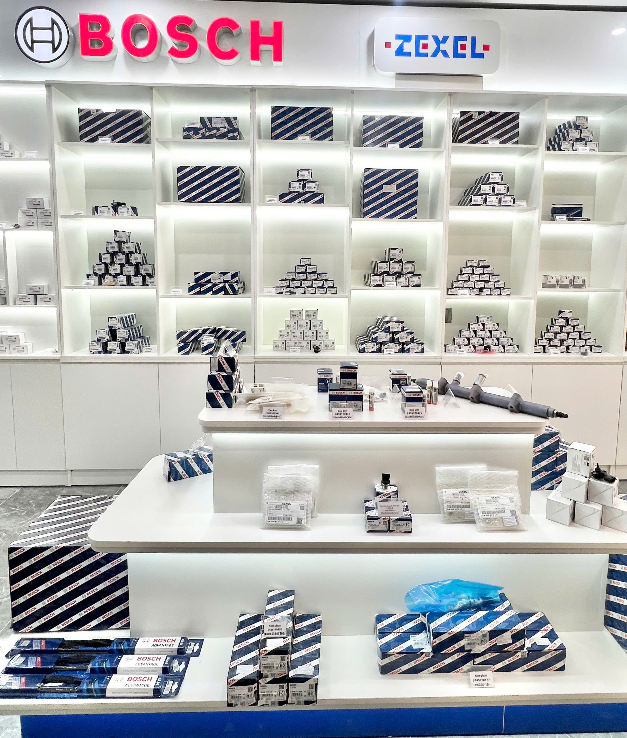 Showroom trưng bày sản phẩm