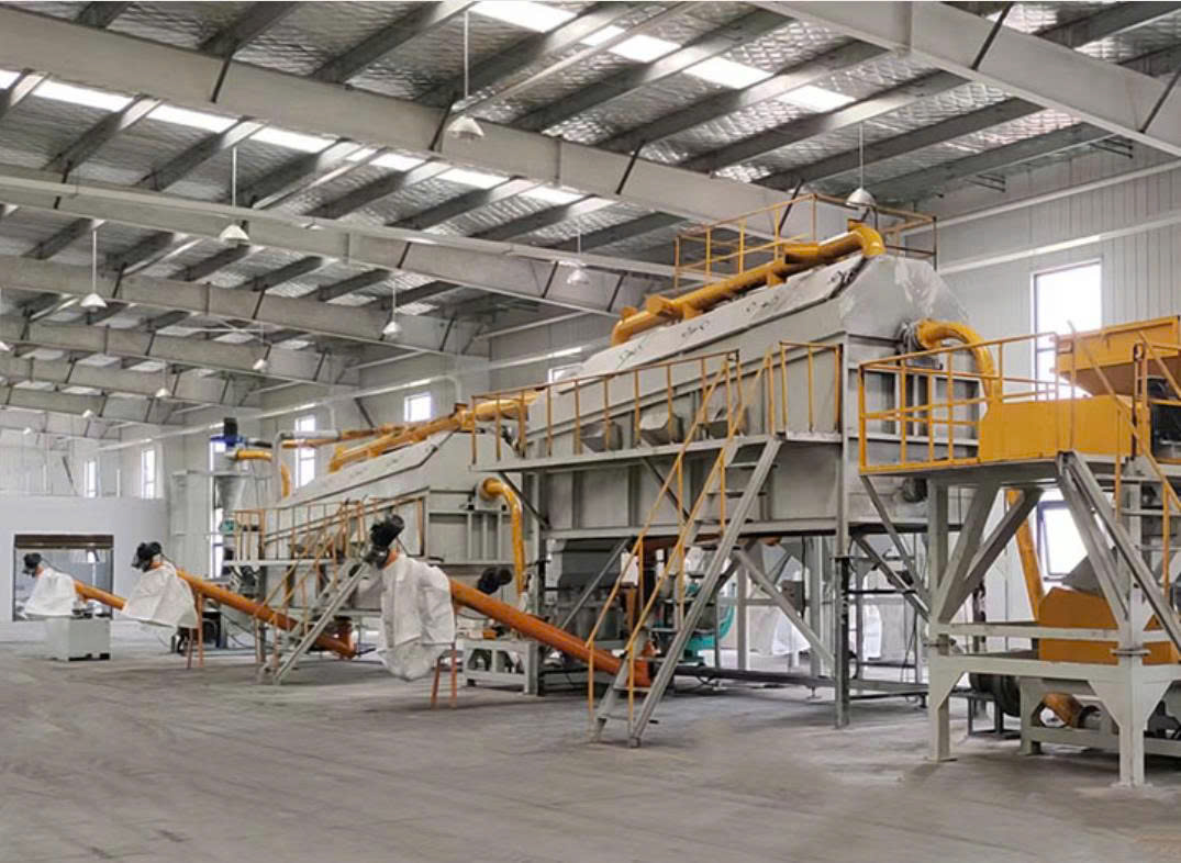 Dây chuyền tái chế pin, cao su - Xuất Nhập Khẩu Việt Hưng - Công Ty Cổ Phần Đầu Tư Công Nghệ Phát Triển Việt Hưng