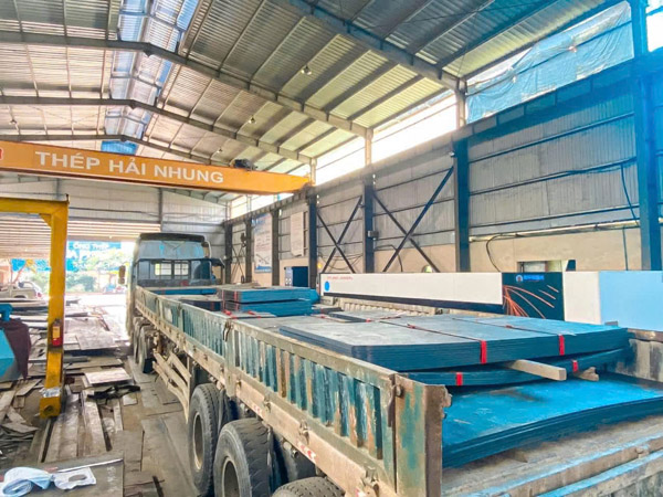 Cắt khắc laser thép