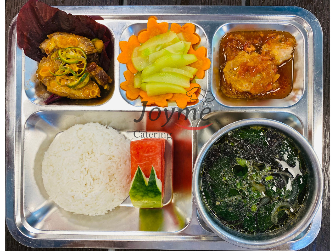 Suất ăn công nghiệp