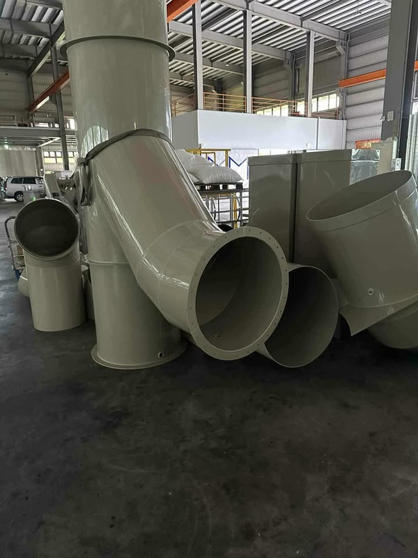 Cút ống nhựa