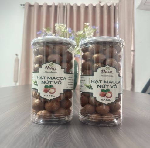 Hạt macca nứt vỏ