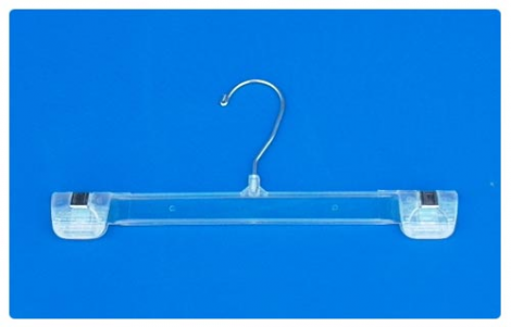Móc treo quần áo