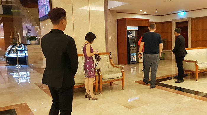 Dịch vụ vệ sĩ cho doanh nhân - Công Ty TNHH Dịch Vụ Bảo Vệ Phát Minh Vượng