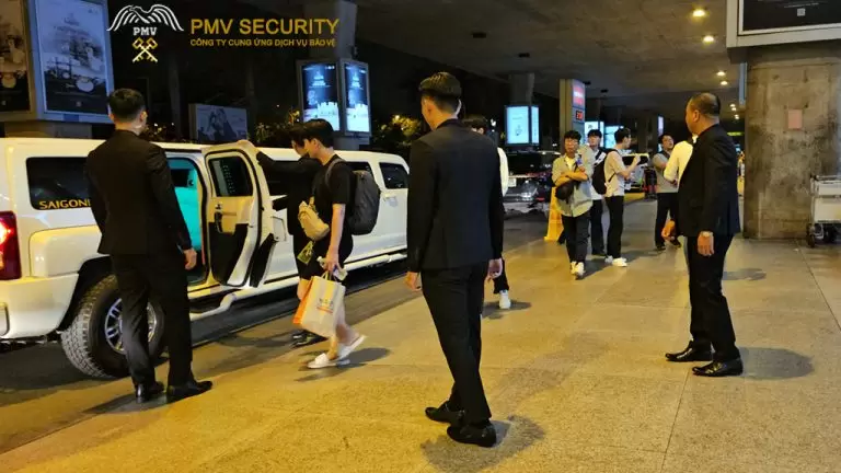 Dịch vụ vệ sĩ cho khách du lịch quốc tế - Công Ty TNHH Dịch Vụ Bảo Vệ Phát Minh Vượng