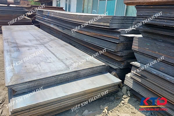 Thép tấm - Công Ty TNHH Thương Mại Thép Kim Thành Đạt
