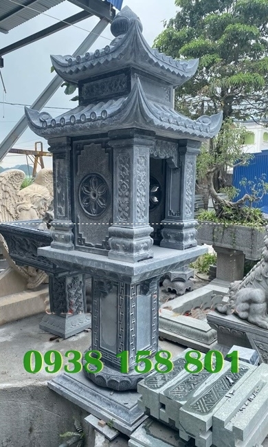 Bàn thờ thiên ngoài trời có mái