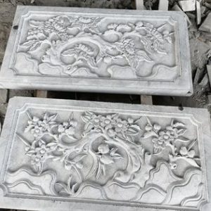 Chiếu rồng đá nhà thờ