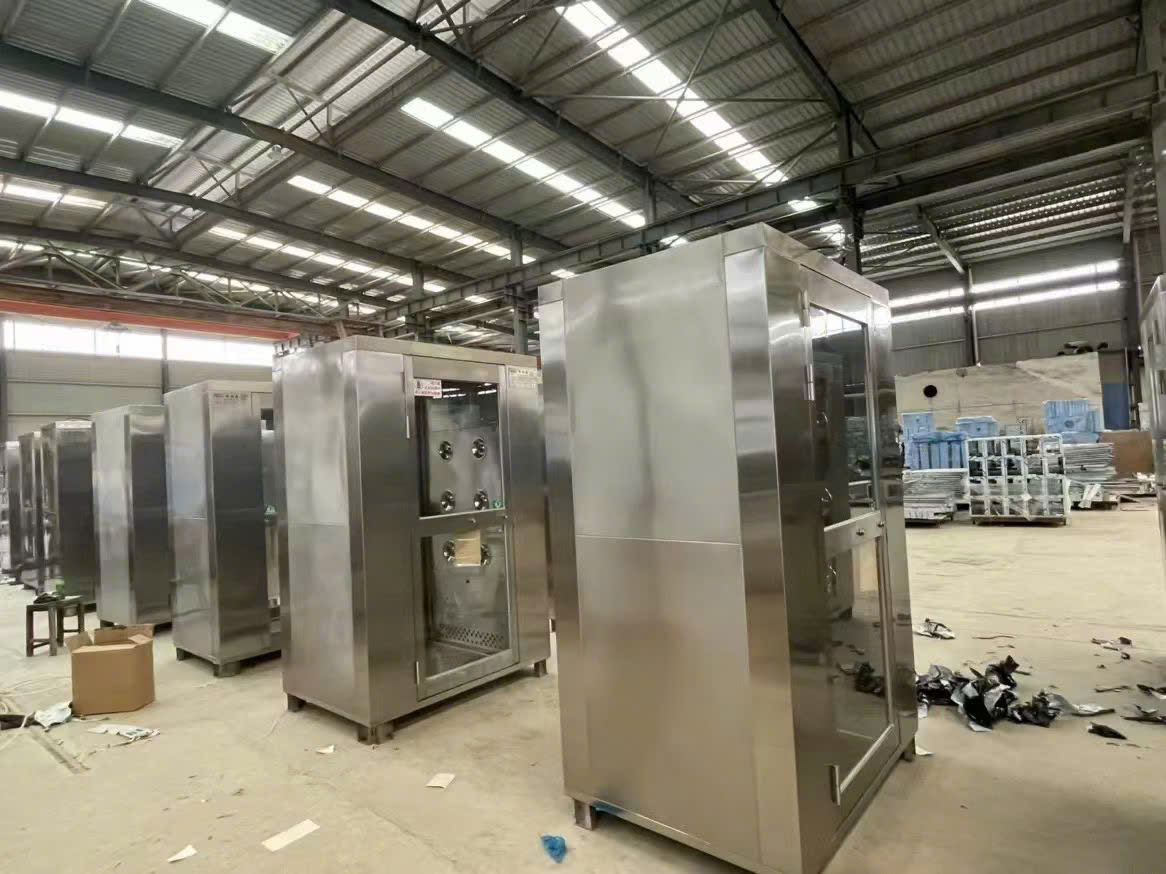 Buồng thổi khí - Cửa Cuốn Nhanh PVC Toàn Phát - Công Ty TNHH Cổng Tự Động Toàn Phát