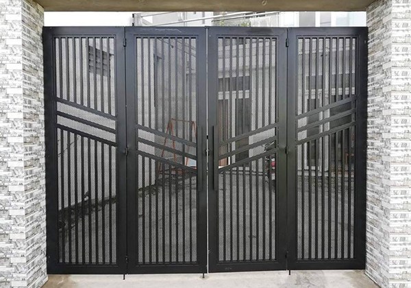 Thi công cổng sắt - Cơ Khí Ngọc Thắng - Công Ty TNHH Cơ Khí Tổng Hợp Ngọc Thắng