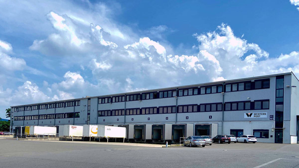 Hình ảnh kho hàng công ty Western Post