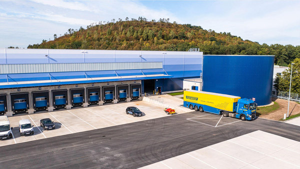 Hình ảnh kho hàng công ty Western Post