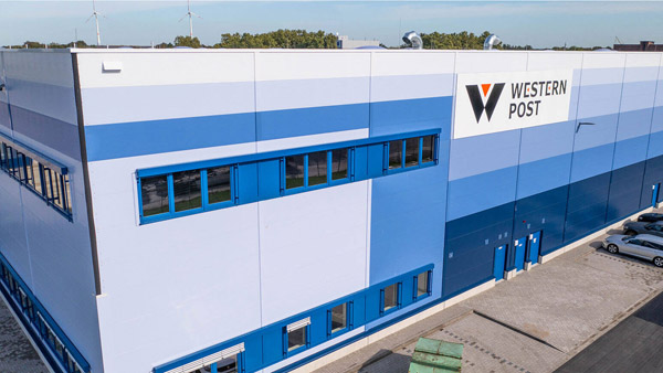 Hình ảnh kho hàng công ty Western Post