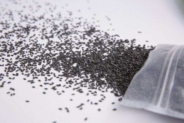 Mè đen - Nông Sản Phú Minh Tâm - Công Ty TNHH Thương Mại Dịch Vụ Phú Minh Tâm