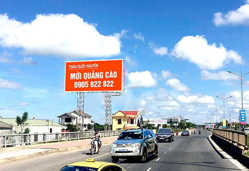 Pano quảng cáo ngoài trời