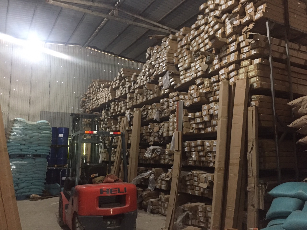 Hình ảnh nhà máy Anh Đức - Phào Chỉ Anh Đức - Công Ty Cổ Phần Nhựa Anh Đức