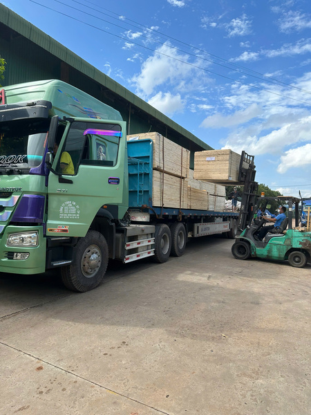 Ván thông ghép - Công Ty TNHH Dragon HUB