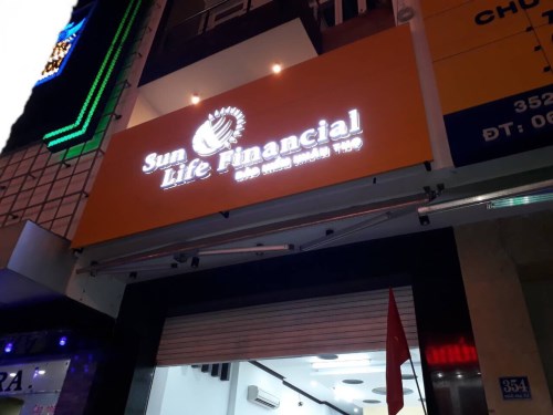 Thi công bảng hiệu quảng cáo