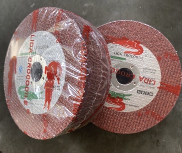 Lưỡi cắt gạch cá sấu