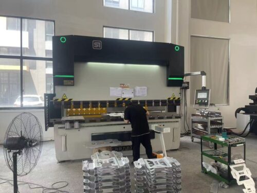 Máy chấn thủy lực CNC WF67K24-160T3200 ESA 630 (4+1)