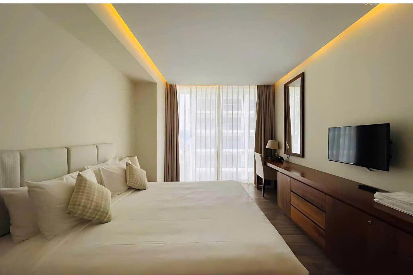  - Công Ty TNHH Villuxy International