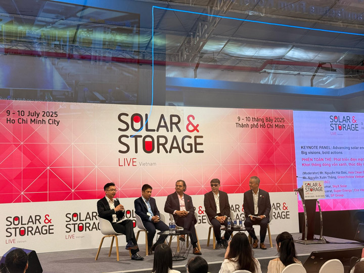 Giải pháp check in sự kiện bằng QR code – Solar & Storage Live Vietnam 2025
