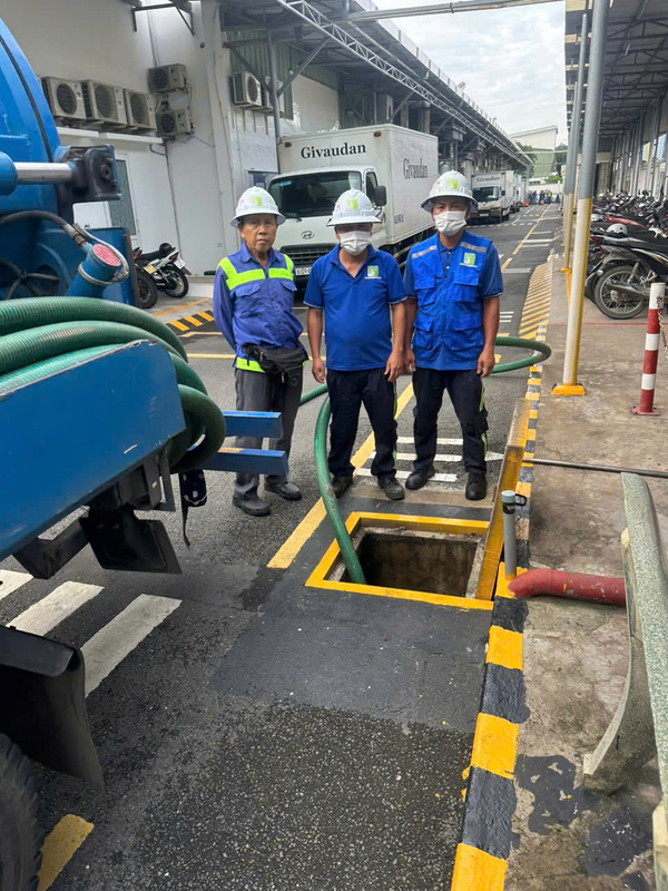 Dịch vụ thu gom bùn thải công nghiệp - Xử Lý Chất Thải Sông Công - Công Ty TNHH Thương Mại - Dịch Vụ Sông Công