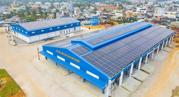 Điện mặt trời mái nhà - Chợ thủy sản Tam Quang