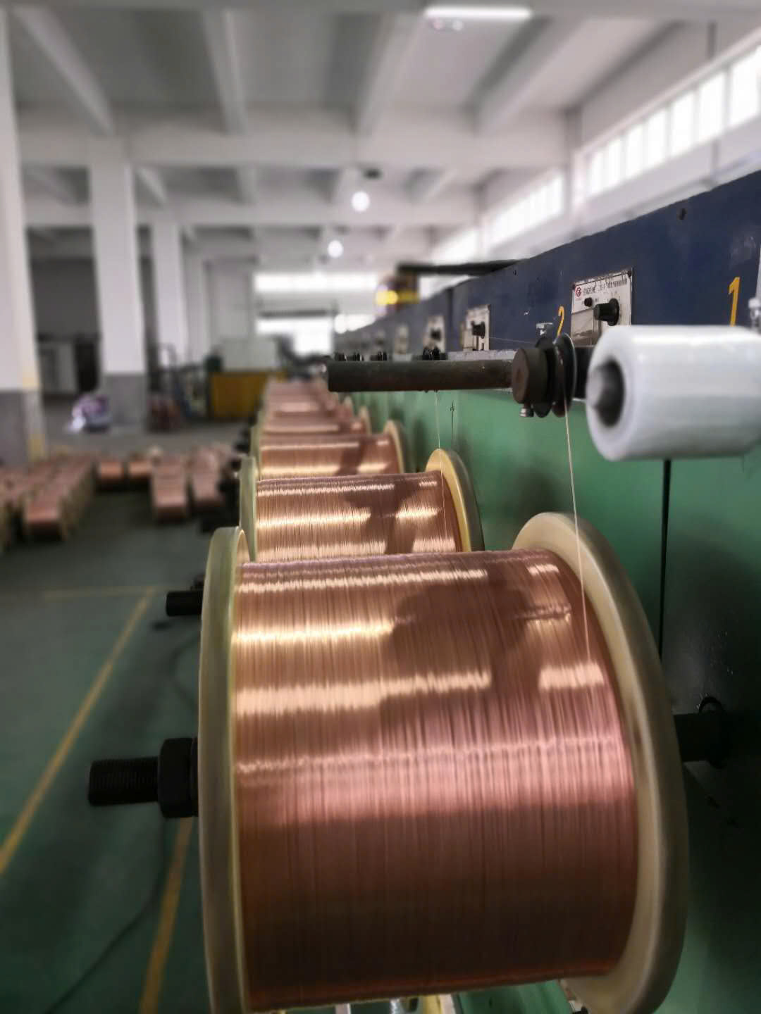 Cuộn dây kim loại - Kim Loại Màu Hồng Đỉnh Thái Việt Nam - Công Ty TNHH Vật Liệu Hợp Kim Hồng Đỉnh Thái Việt Nam