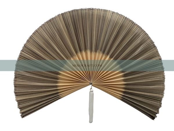 Quạt tre đan thủ công