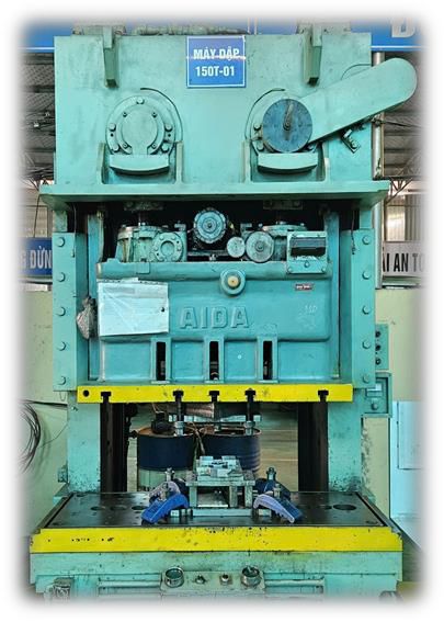 Máy dập cơ khí AIDA 150 tấn