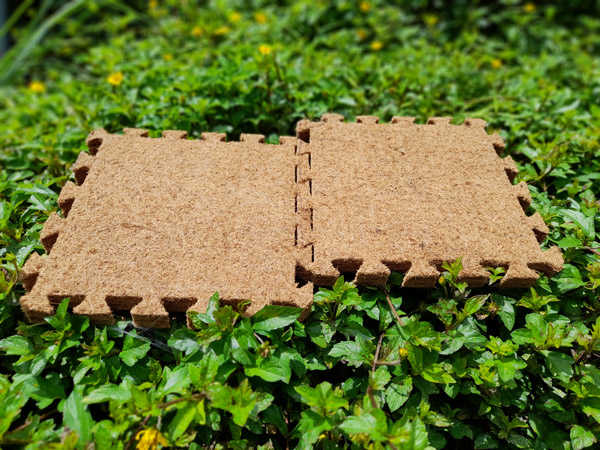 Tấm phủ gốc bằng xơ dừa ghép 30cm