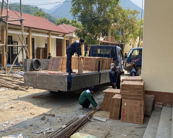 Gạch các loại - Công Ty TNHH Thương Mại Xây Dựng Thành Phong