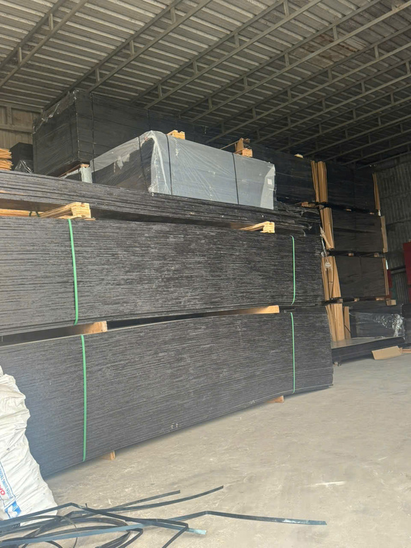 Ván ép coppha phủ phim