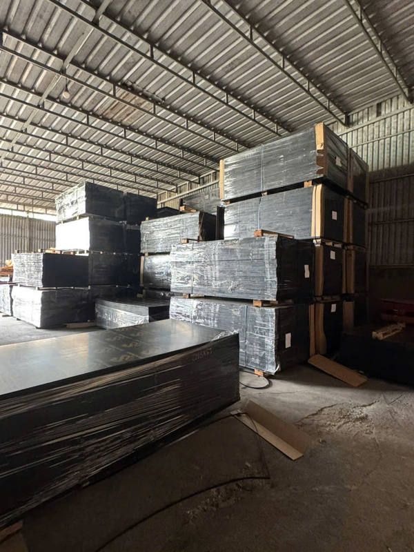 Ván ép coppha phủ phim