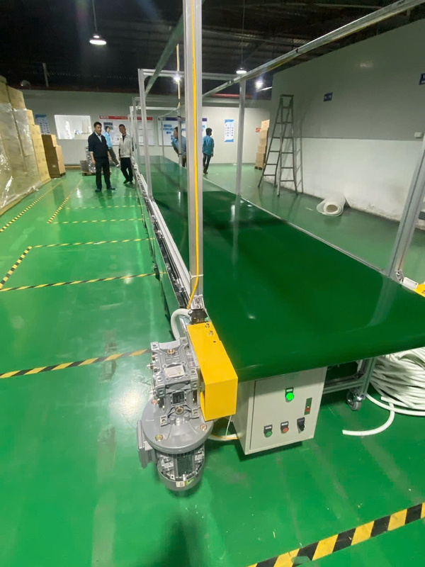 Băng tải PVC công nghiệp - Vỏ Tủ Điện SKM - Công Ty Cổ Phần Công Nghệ SKM