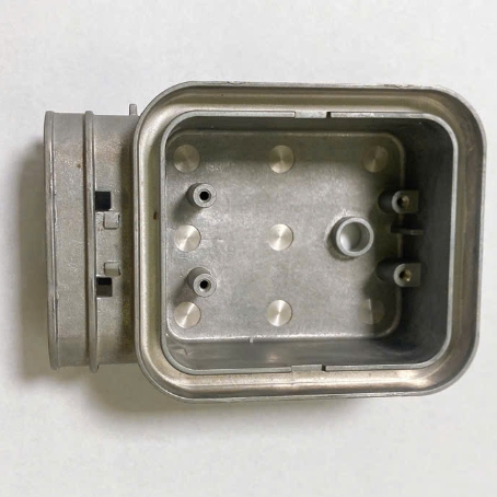 Phụ tùng ô tô xe máy 18