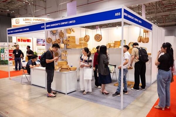 Hội chợ thương mại - Thủ Công Mỹ Nghệ AnhVu - Công Ty TNHH AnhVu Handicrafts