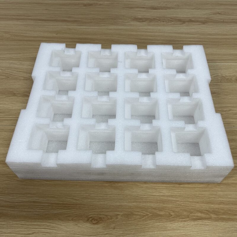 Khuôn xốp EPE trong đóng gói