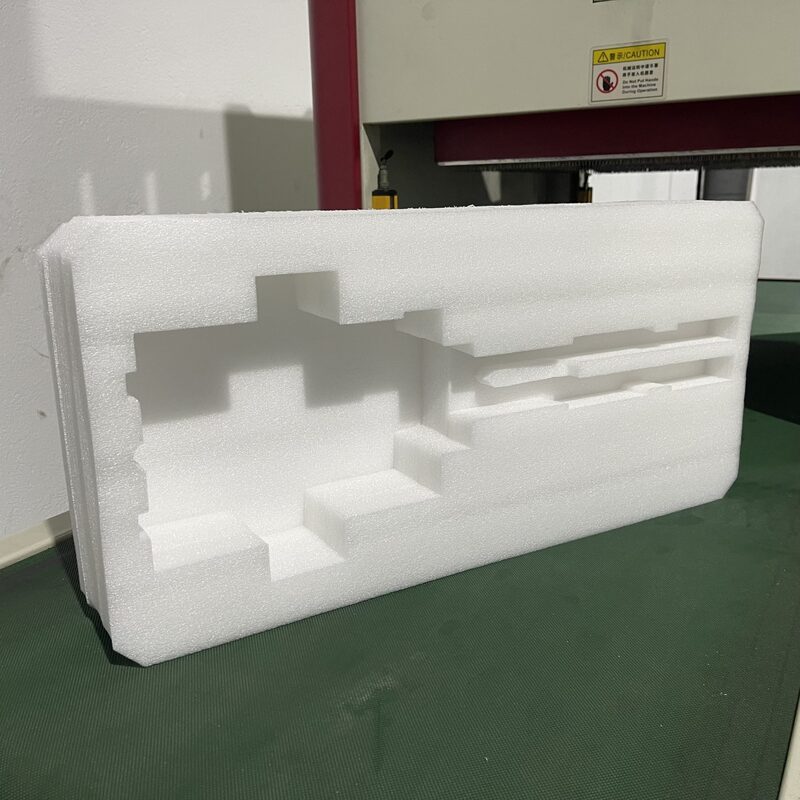 Khuôn xốp EPE trong đóng gói