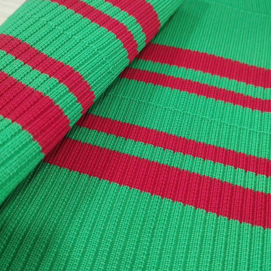 Bo Poly Jacket đỏ xanh