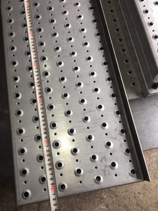 Sàn thao tác dập gân