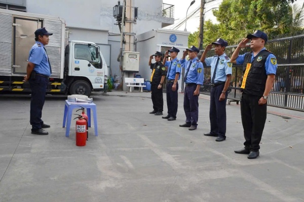 Dịch vụ bảo vệ - Công Ty TNHH Dịch Vụ Bảo Vệ Vệ Sĩ Dũng Phát