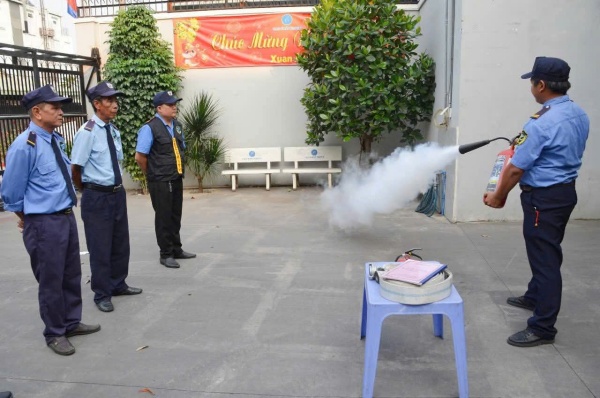 Dịch vụ bảo vệ - Công Ty TNHH Dịch Vụ Bảo Vệ Vệ Sĩ Dũng Phát